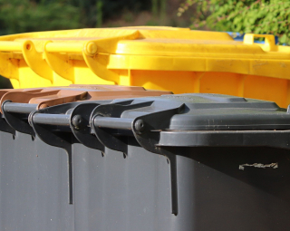 Bacs pour déchets