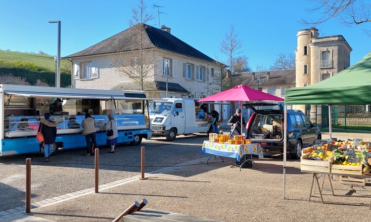 Marché de Dissay