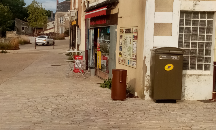Boîte à lettres du centre-bourg de Dissay