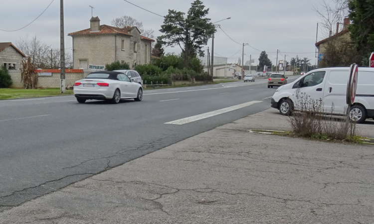 Une vue du carrefour de Longève